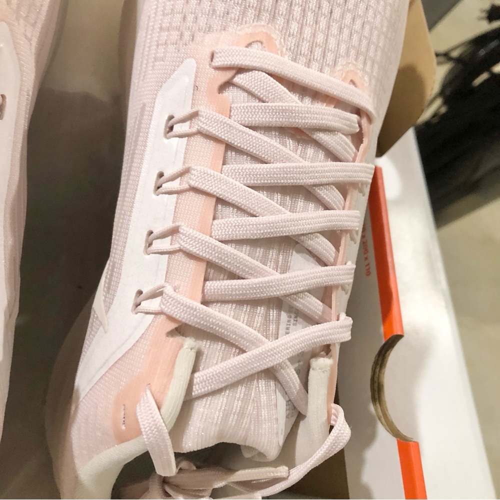 Nike Womens Air Zoom Pegasus 39 Trainers Sneakers 9.5 New in Box Light Soft Pink - Picture 7 of 16